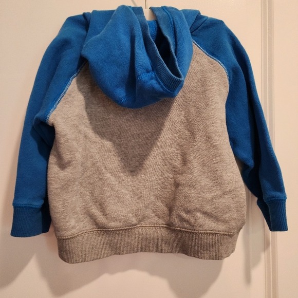Kid's 2T Gymboree Soccer Ball Hoodie Sweatshirt Gray Blue Graphic Pullover
FIFA - Picture 6 of 16